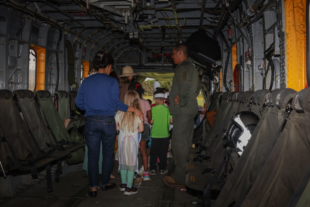 CH-53E Super Stallion Helicopter visits Kinser Elementary School for Career Day