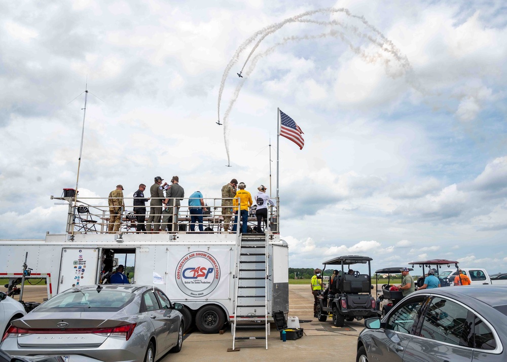 Titan Aerobatic Team Delivers High-Flying Precision at Air Show