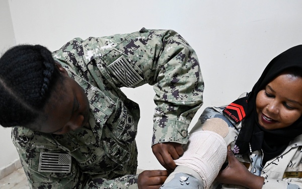 U.S and Djboutian military members participate in Sea Sisters event