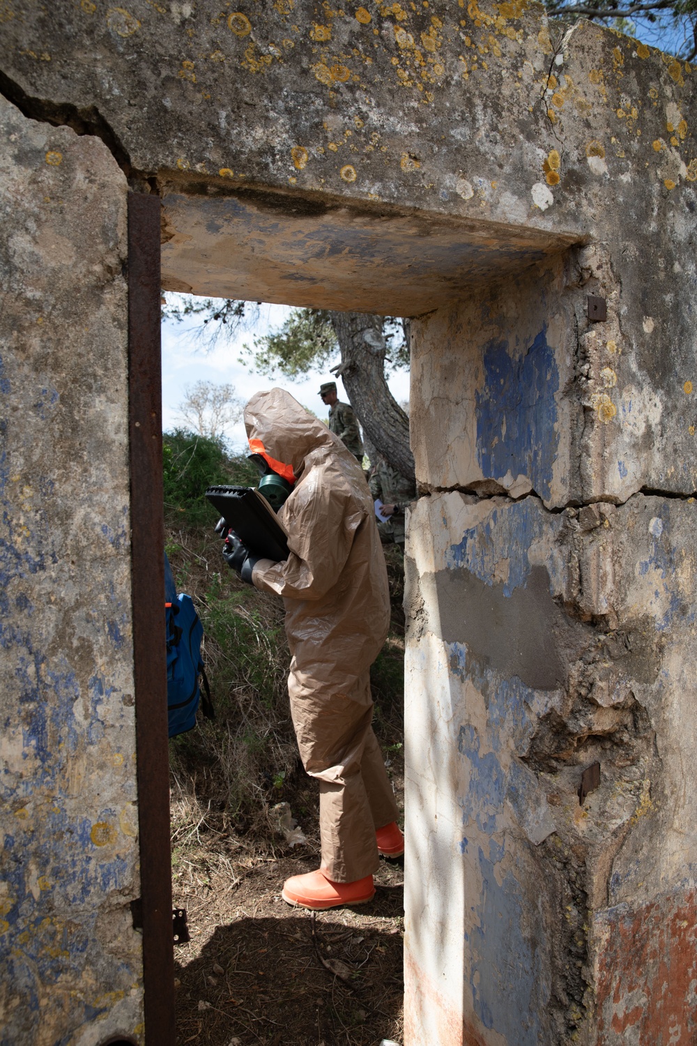 US, Tunisia conduct biological detection lanes at African Lion 2025.
