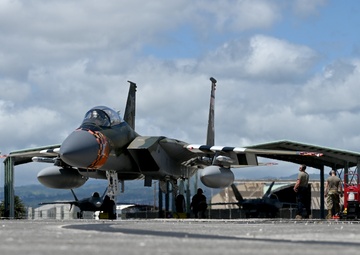 Taking to the skies in Hawaii for Sentry Aloha 25-2