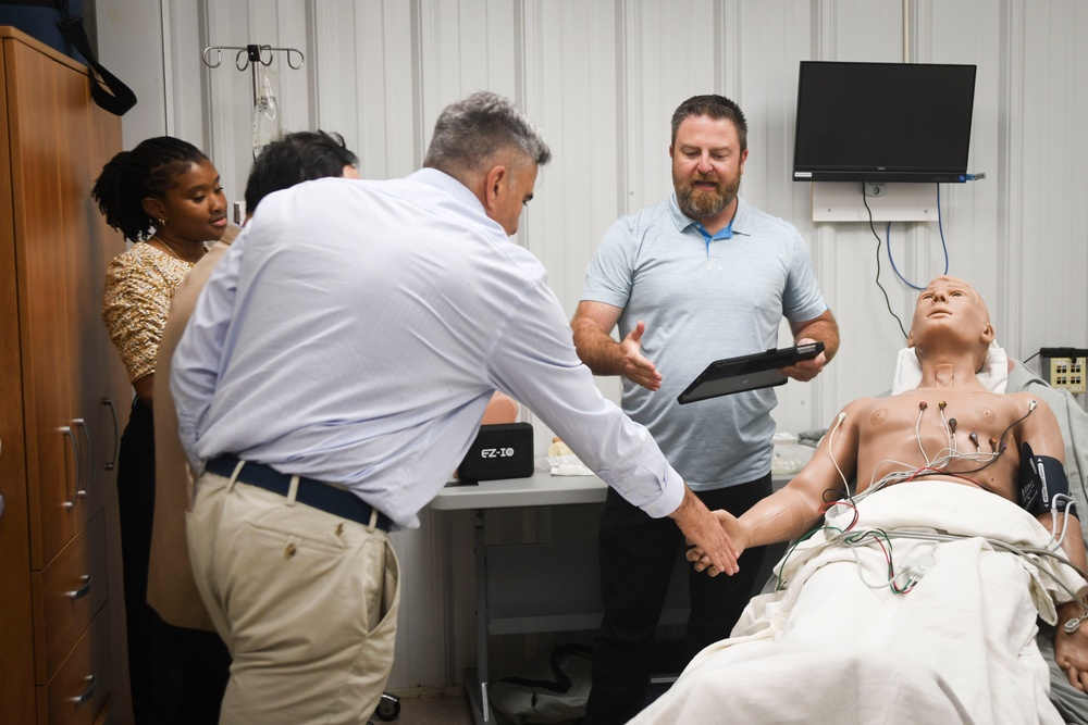 Navy Medicine Readiness and Training Command Camp Lejeune hosts Navy Recruiting Command and collegiate educators