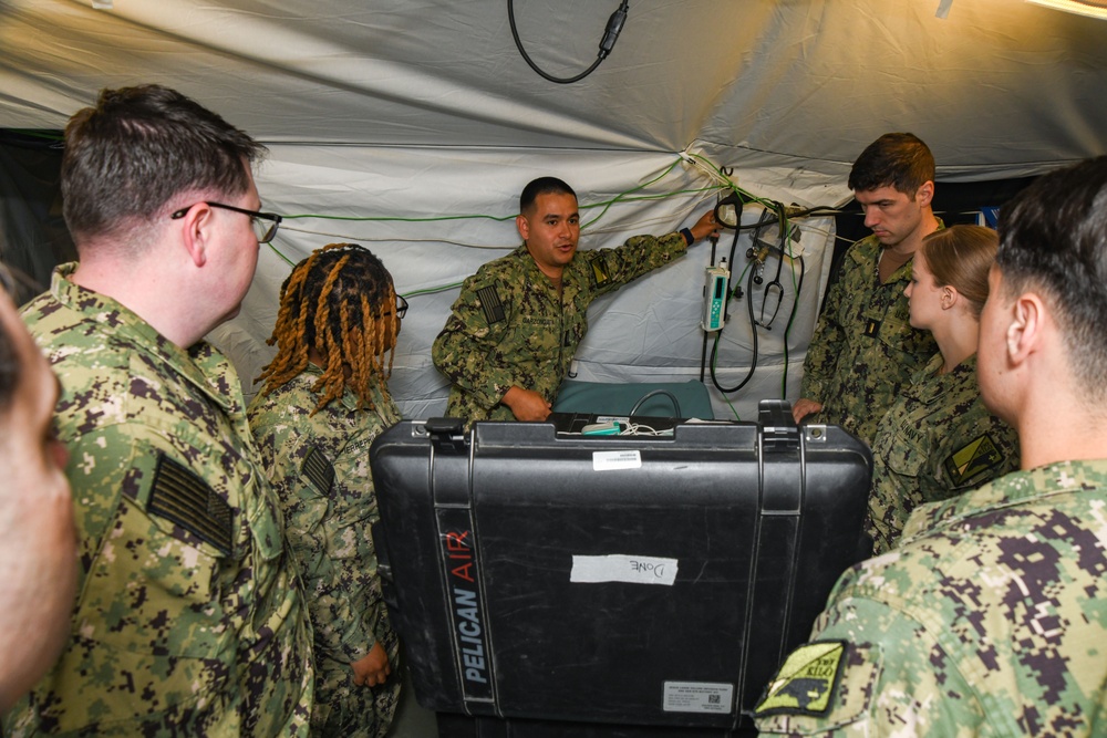 EMF Kilo sailors deploy field medical hospital for Fort McCoy training