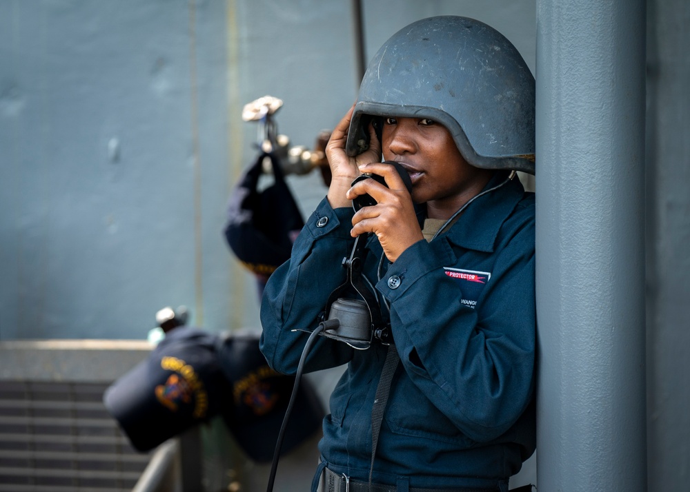 USS Oak Hill Participates in Exercise Chesapeake 2025 with French Navy