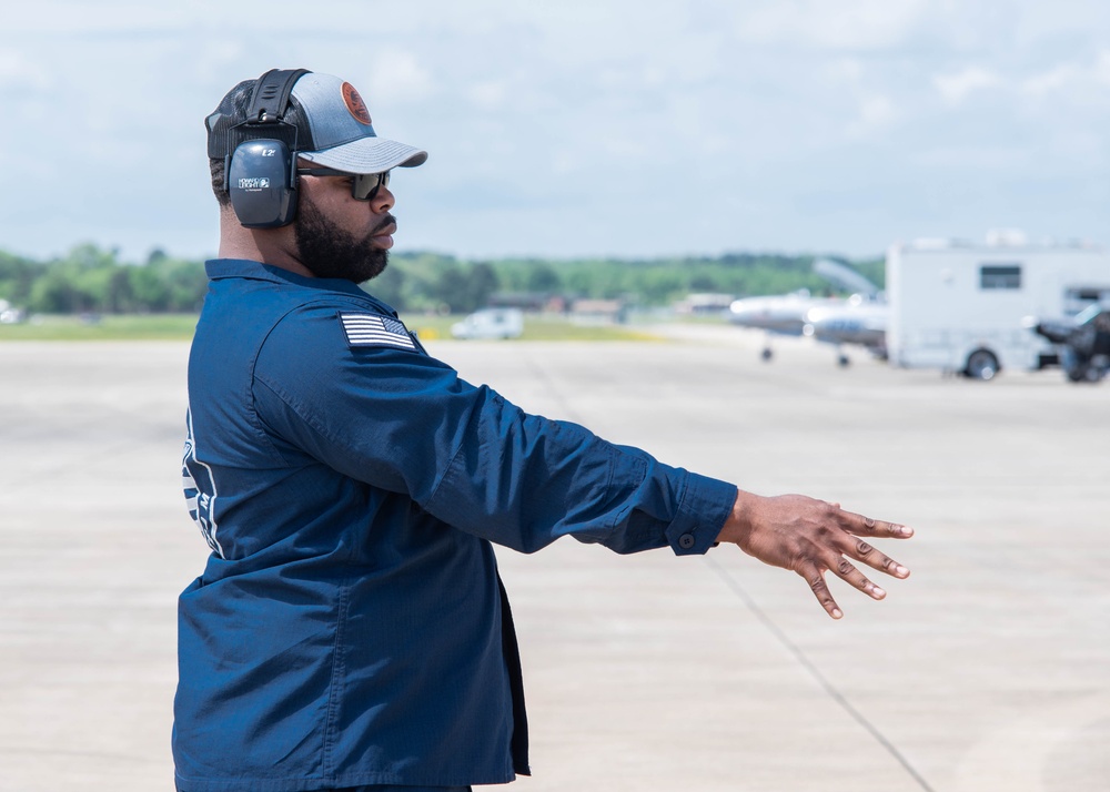 Rhino Demonstration Team Performs at Air Power Over Hampton Roads Air Show