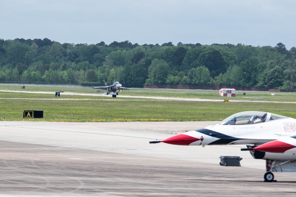 Rhino Demonstration Team Performs at Air Power Over Hampton Roads Air Show
