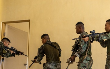 Balikatan 25: 3d LCT Conducts Bilateral CQB Training with Philippine Marines during MKTSO