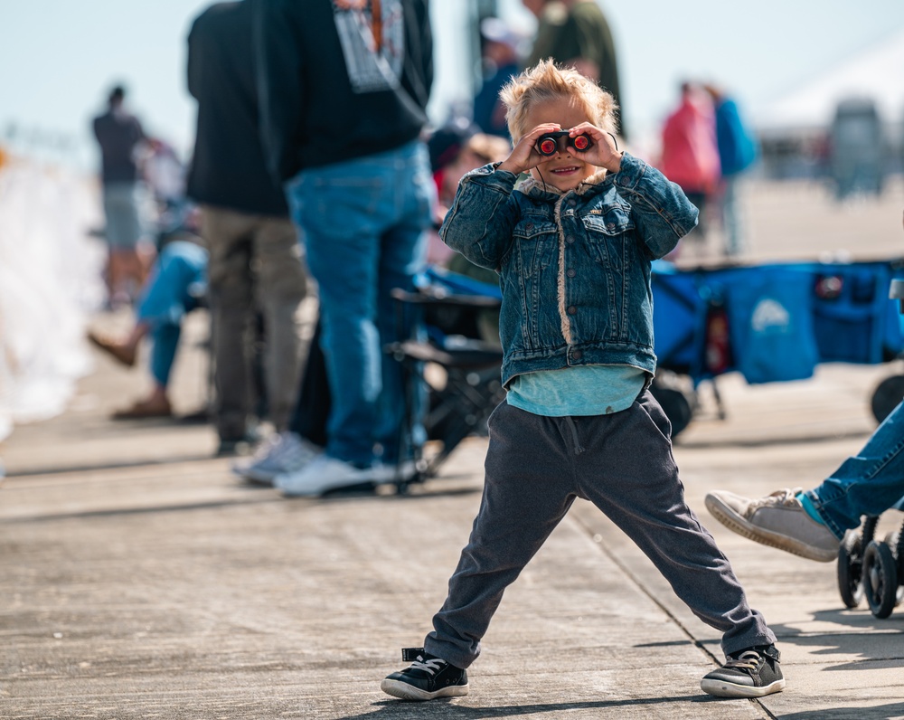 Crowd Marvels during the Air Power Over Hampton Roads Air Show