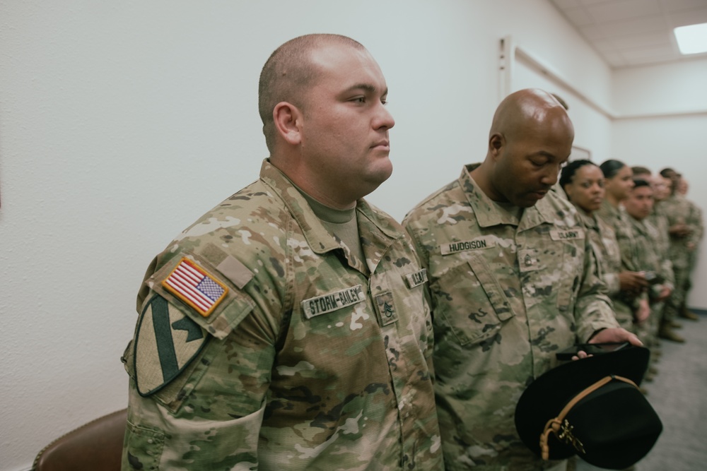 III Corps Commander recognizes troopers in the 1st Air Cavalry Brigade