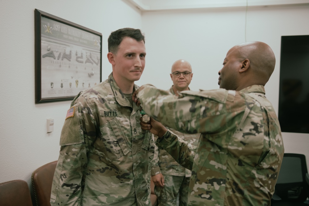III Corps Commander recognizes troopers in the 1st Air Cavalry Brigade