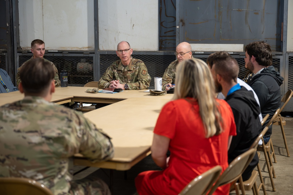 Gen. Duke Richardson visits Arnold AFB