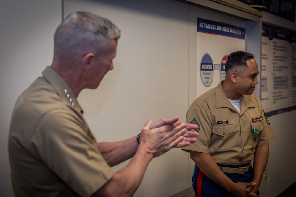 Commandant, Gen. Eric Smith, Visits RS Salt Lake