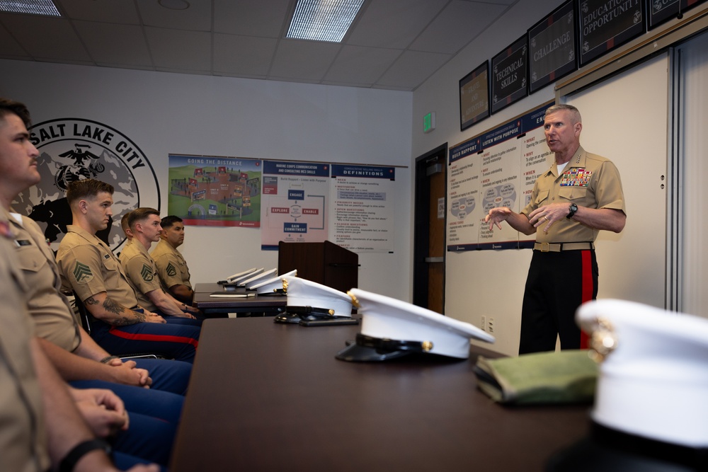Commandant, Gen. Eric Smith, Visits RS Salt Lake