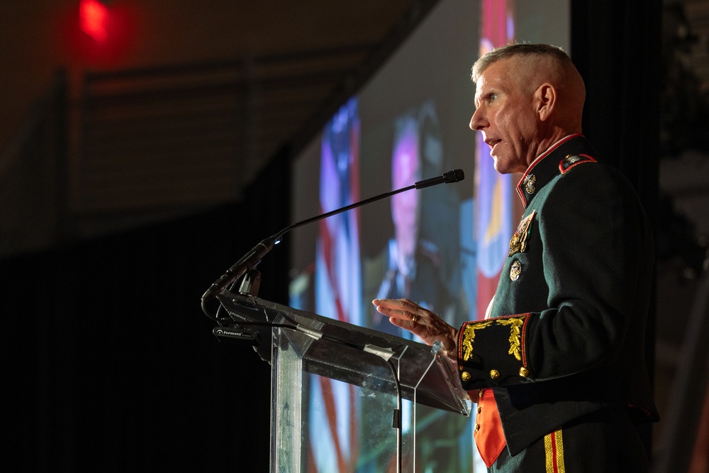 Commandant, Gen. Eric Smith, Attends 250th Anniversary Gala at Museum of the Marine Corps