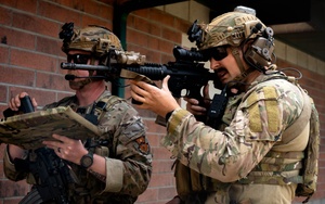 AFN Naples News Story - USS Mount Whitney Port Visit An Explosive Ordnance Disposal Training