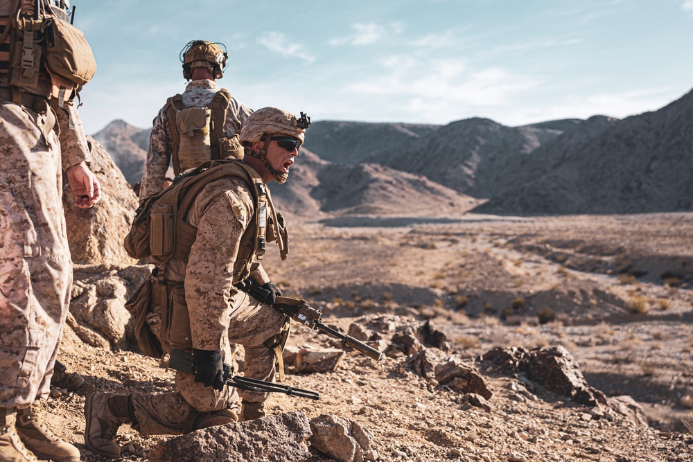 3rd LCT conducts live-fire company attacks at Range 400
