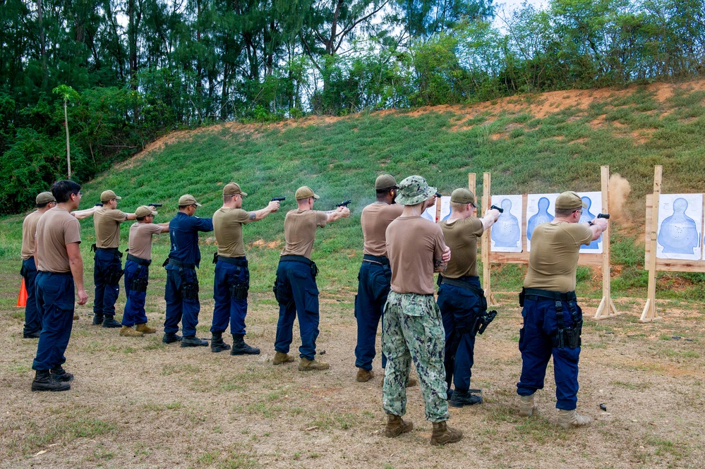 USS Frank Cable Weapons Department Conducts Gun Shoot