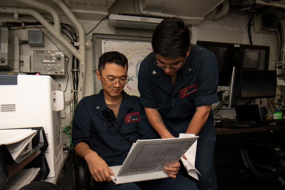 USS Sterett conducts operations in the U.S. Central Command area of responsibility as part of the Carl Vinson Carrier Strike Group