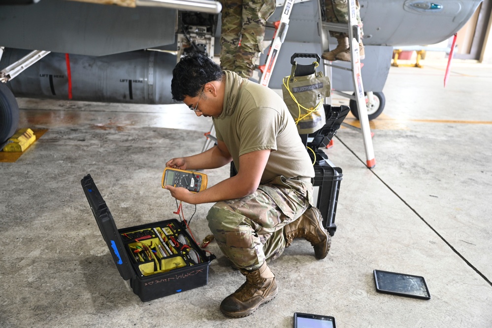 Wolf Pack maintainers keep the mission moving during FF 25-1