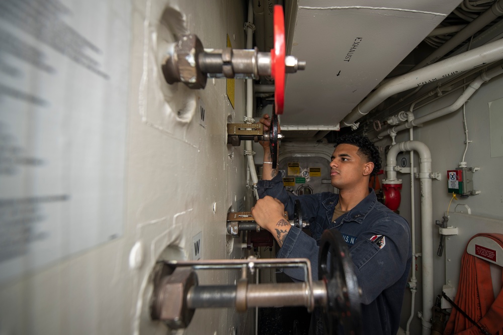 USS Sterett conducts operations in the U.S. Central Command area of responsibility as part of the Carl Vinson Carrier Strike Group