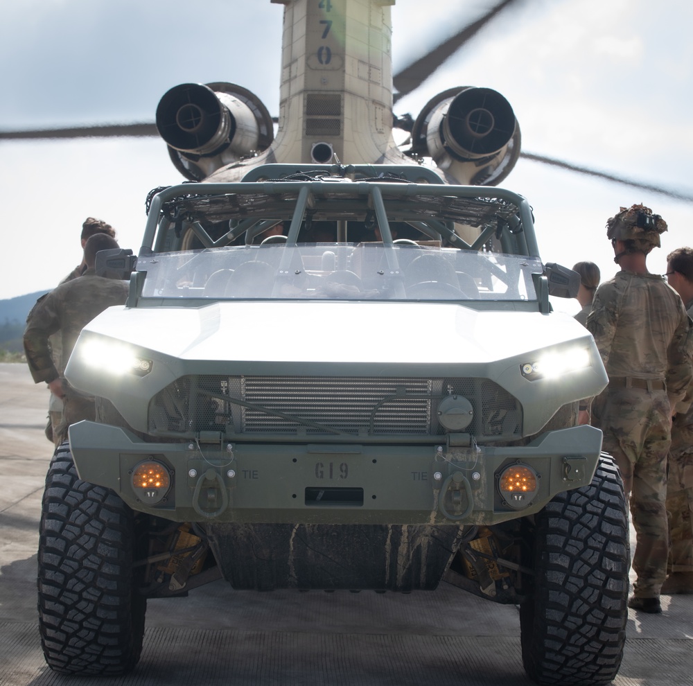 Balikatan 25: Task Force Gimlets Employ U.S. Army Boeing CH-47 Chinook &amp; ISV for Supply Drop