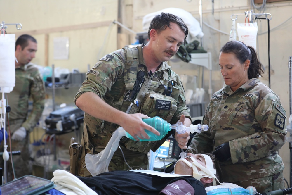 Shaping Greatness: MEDEVAC training builds Expertise at Al Asad