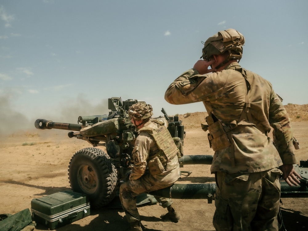 US, Tunisian Armed Forces conduct live-fire M119 howitzer drills as part of exercise African Lion 2025