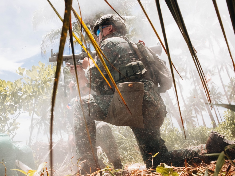 Balikatan 25: MRF-D 25.3, 3dMBde conduct counter-landing live-fire