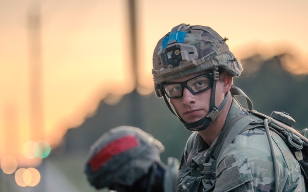 Paratroopers start E3B (Expert Infantryman Badge, Expert Soldier Badge and Expert Field Medical Badge)