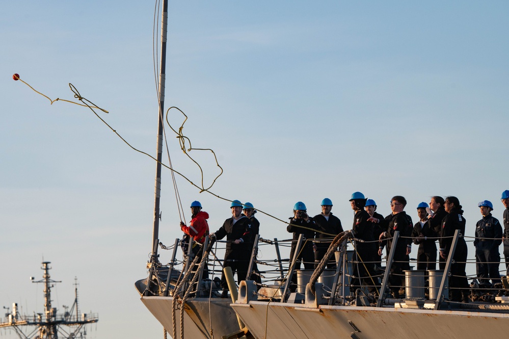 USS Roosevelt Returns to NAVSTA Rota