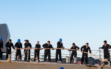 USS Roosevelt Returns to NAVSTA Rota