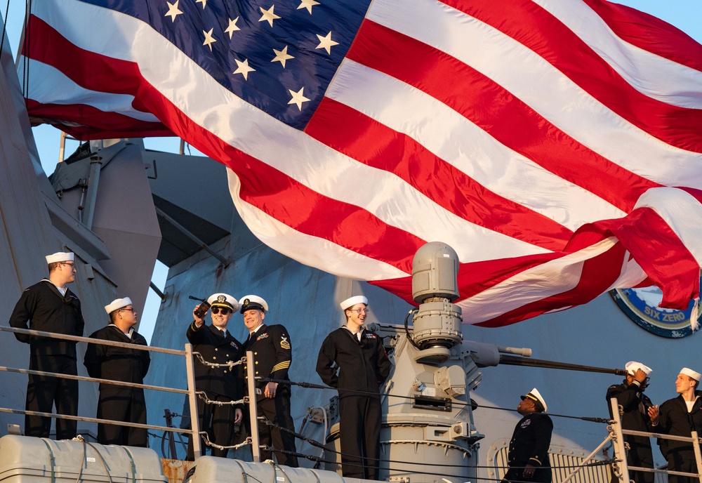 USS Roosevelt Returns to NAVSTA Rota