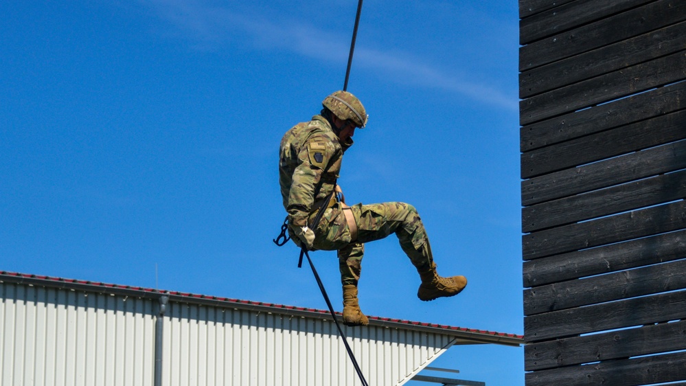 Rappel tower
