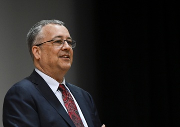 U.S.-China military analyst details strategic differences, warns of long-term competition