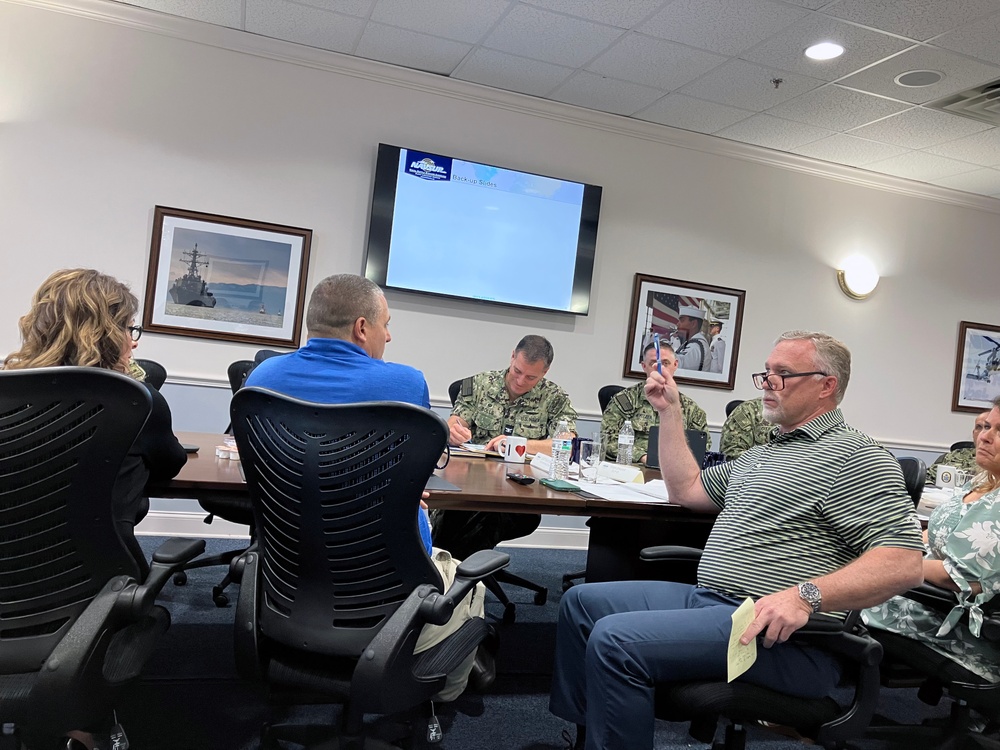 NAVSUP FLC Jacksonville welcomes IG team