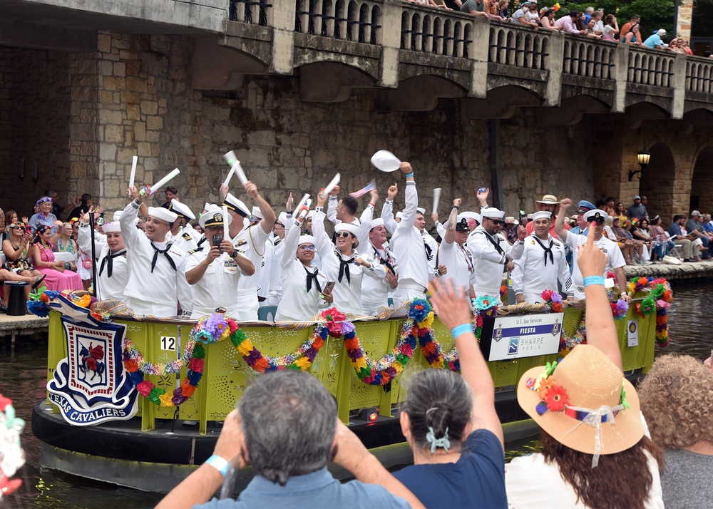 San Antonio-based Sailors participate in Annual Texas Cavaliers River Parade