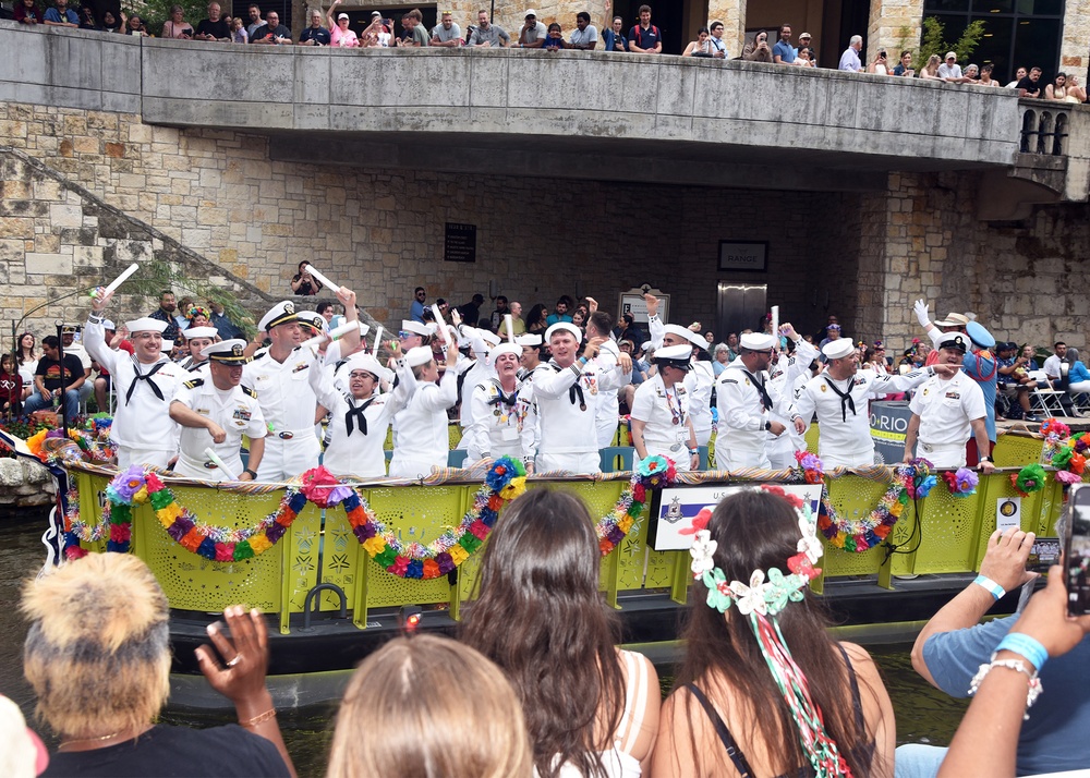 San Antonio-based Sailors participate in Annual Texas Cavaliers River Parade