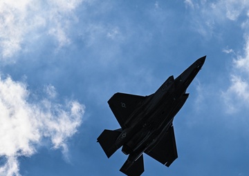 F-35A Demonstration Team Performs at FAMEX 2025