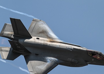 F-35A Demonstration Team Performs at FAMEX 2025