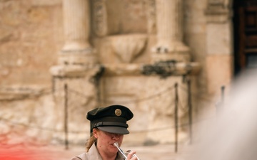 Pilgrimage to the Alamo
