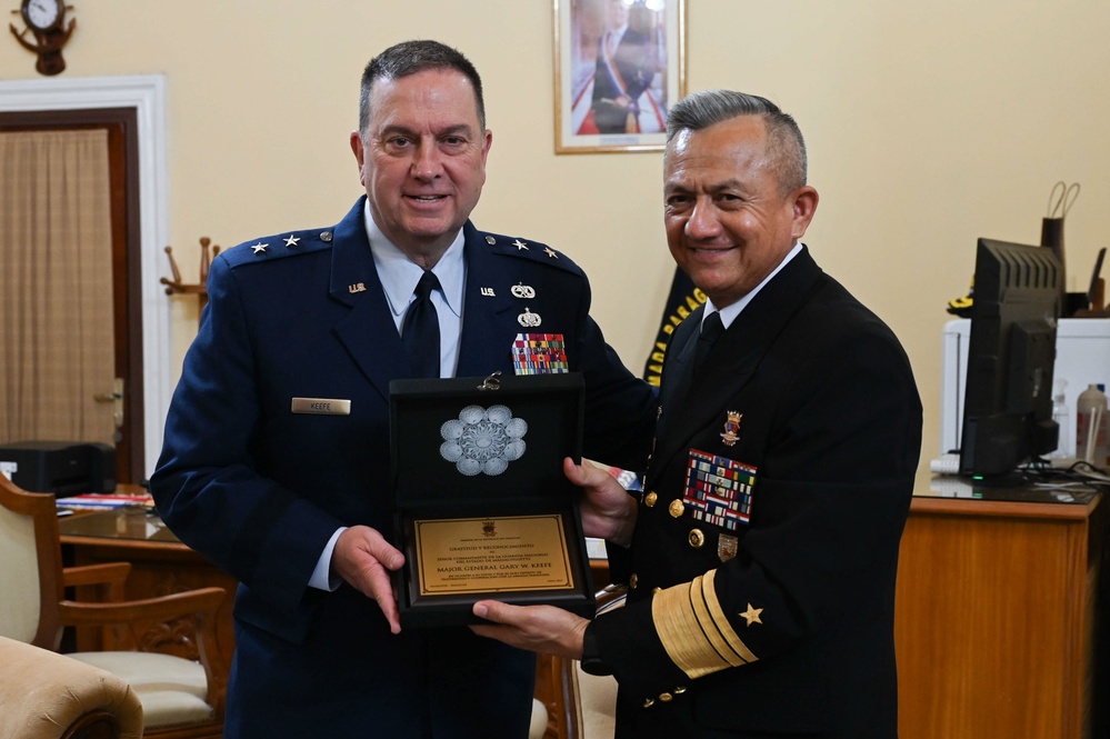 The Adjutant General of Massachusetts National Guard meets with Paraguayan Navy Commander