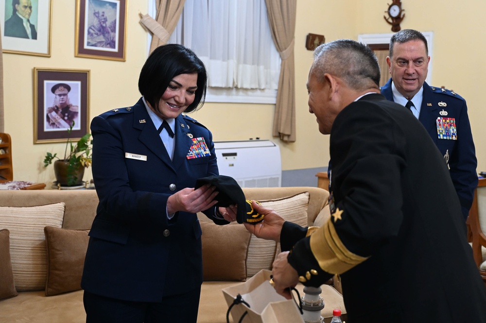 The Adjutant General of Massachusetts National Guard meets with Paraguayan Navy Commander