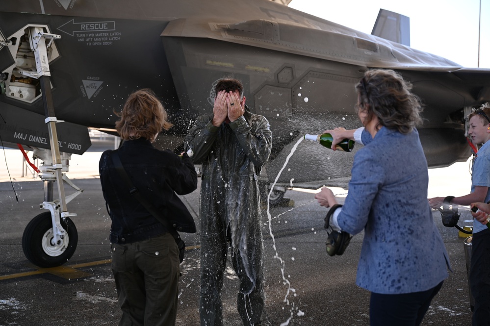 Col. Jordan Grant's Fini Flight
