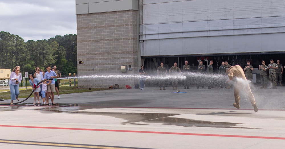 VMFA(AW)-224 conducts its final F/A-18 Hornet flight ceremony