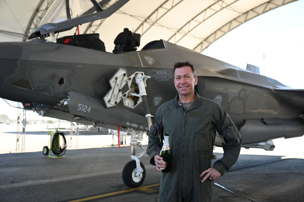 Col. Jordan Grant's Fini Flight