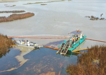 Unified Command continues response to release near Garden Island Bay, LA