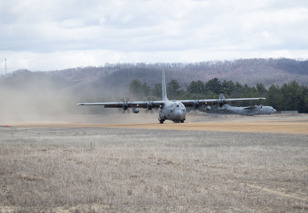 Air Force Air Mobility Liaison Officer Course students come to Fort McCoy to train for first time at post’s austere air assault strip