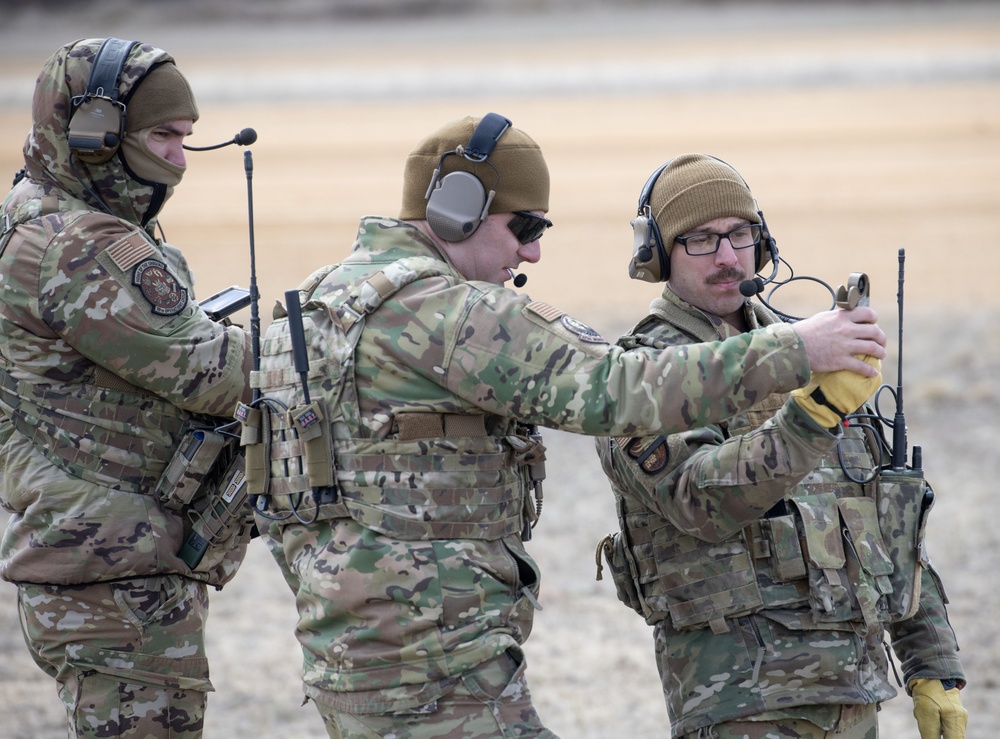 Air Force Air Mobility Liaison Officer Course students come to Fort McCoy to train for first time at post’s austere air assault strip
