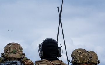 JBER hosts LZSO course