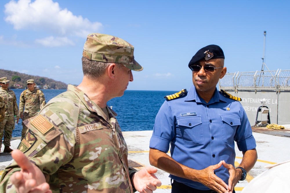 USSOUTHCOM military deputy commander visits TRADEWINDS 25